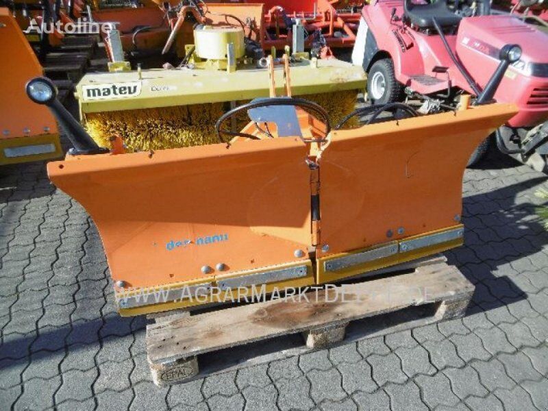 lama sgombraneve Wiedenmann Snow Master Vario 3352