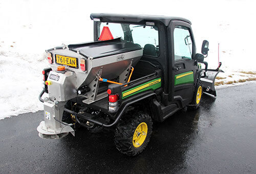 spargisale portato Hilltip IceStriker™ 380 stainless steel spreader for pickups and UTVs nuovo