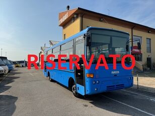 autobus interurbano IVECO 100 E