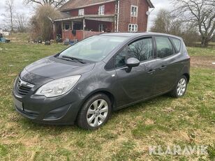 hatchback Opel Meriva