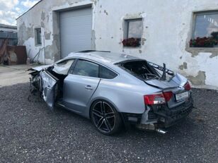 sedan Audi A5 3.0 TDI quattro incidentati