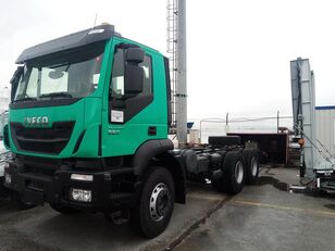camion telaio IVECO Trakker 380 6 X 4 nuovo