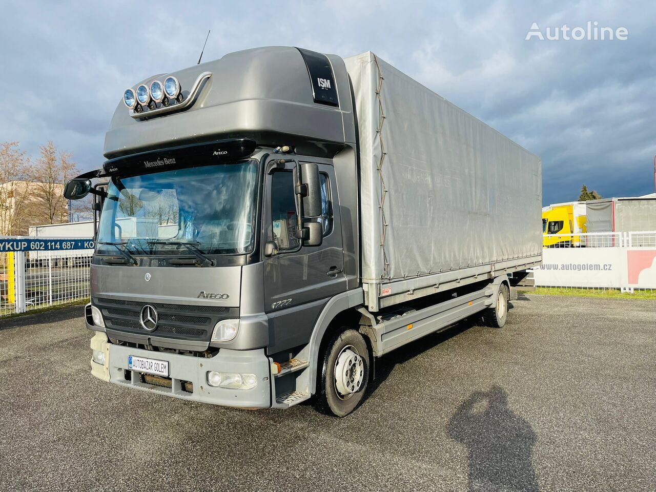 camion centinato Mercedes-Benz Atego 1222 L flatbed