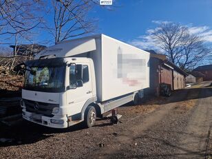 camion furgone Mercedes-Benz 2014 Mercedes Atego 818 4x2 Box truck w/ lift