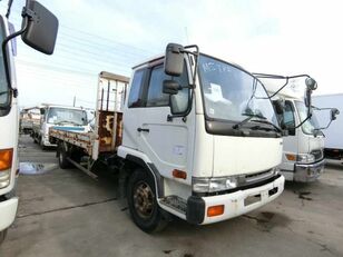 camion pianale Nissan CONDOR