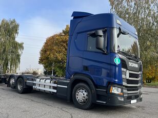 camion portacontainer Scania R 450