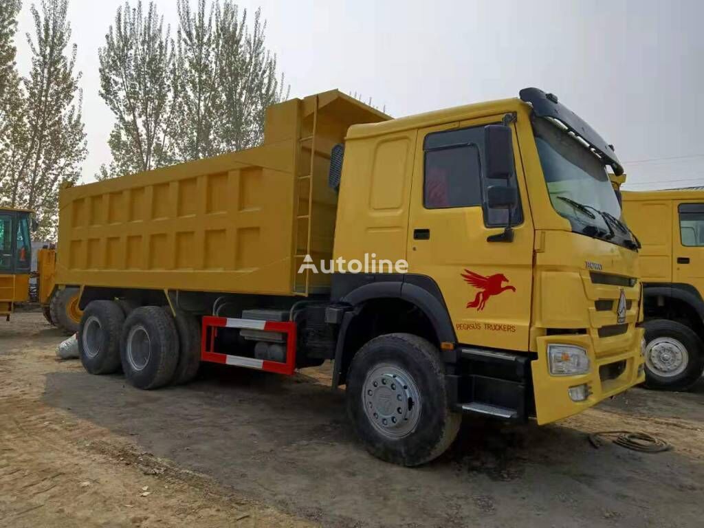 camion ribaltabile Howo ZZ3257N3647D1