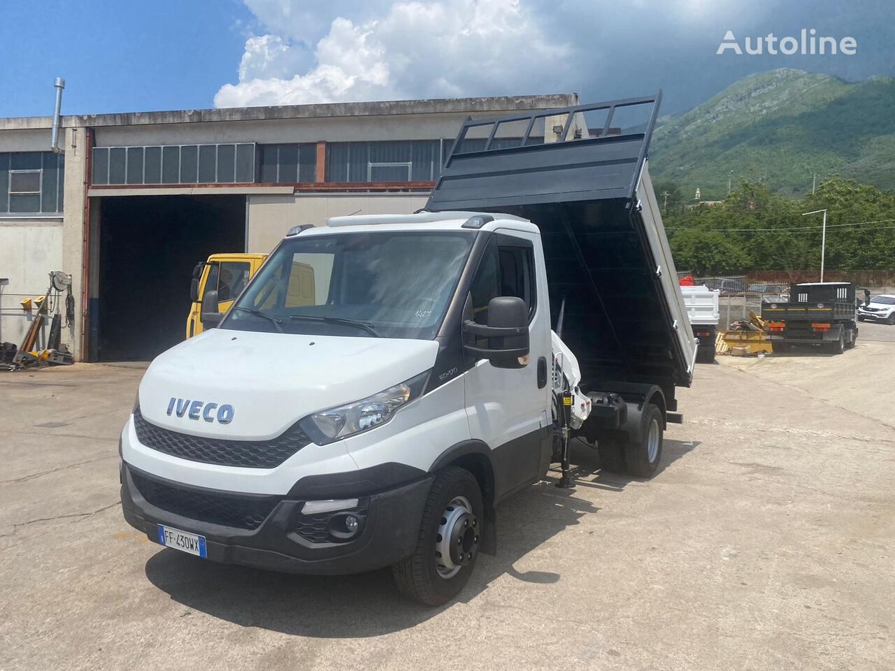 camion ribaltabile IVECO DAILY 60C17H