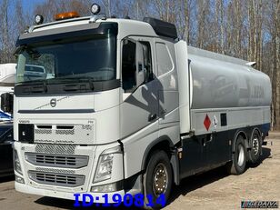 camion trasporto carburante Volvo FH13 500HP