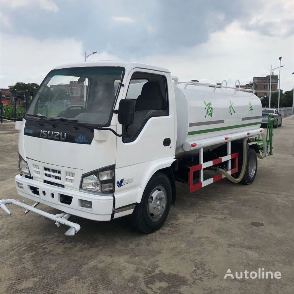 camion irrigatore d'acqua Isuzu 4K watering cart