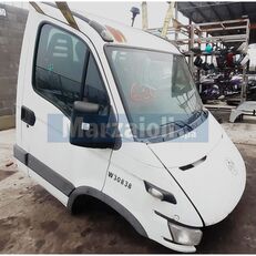 cabina IVECO DAILY 35C10 per camion leggero