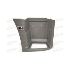 predellino IVECO EUROTECH FOOTSTEP RH per camion IVECO Replacement parts for EUROTECH