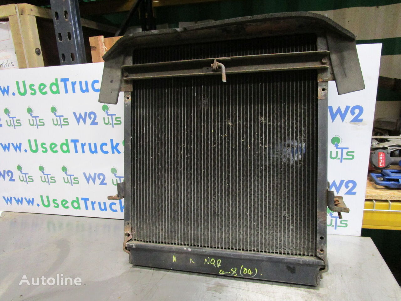 radiatore di raffreddamento motore Isuzu NQR 4.8 per camion