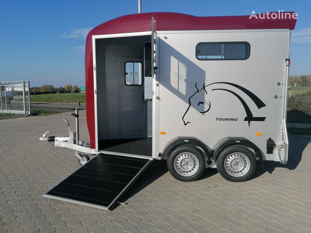 rimorchio trasporto cavalli Cheval Liberté Touring country horse trailer with front entrance nuovo