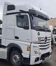 trattore stradale Mercedes-Benz Actros 1845 LS incidentati